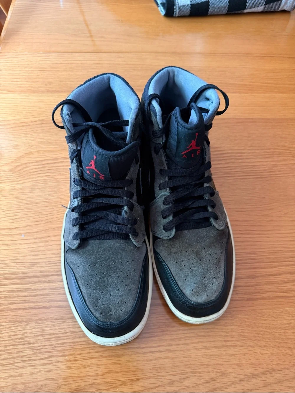 Nike Mid Top Air Jordan